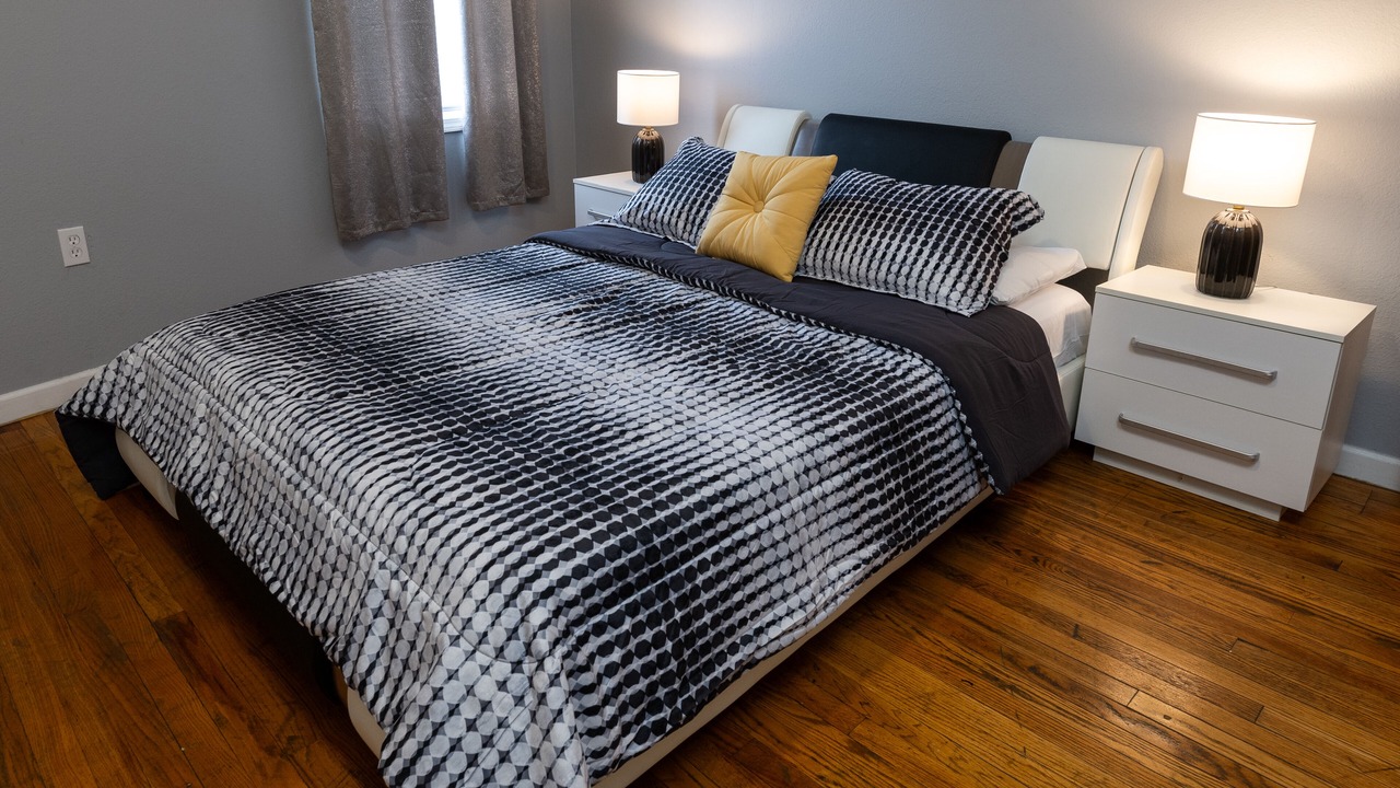 Photo of Bedroom in Utica