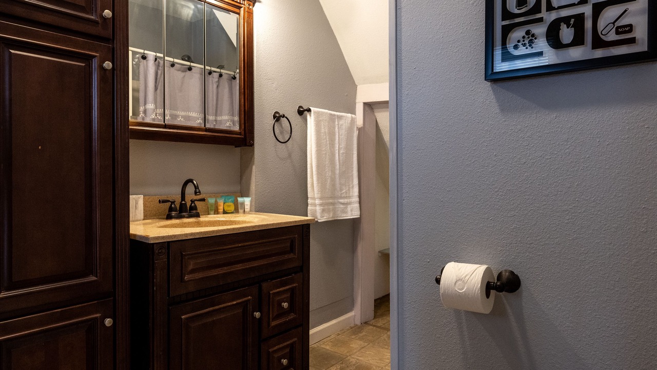 Photo of Bathroom in Utica