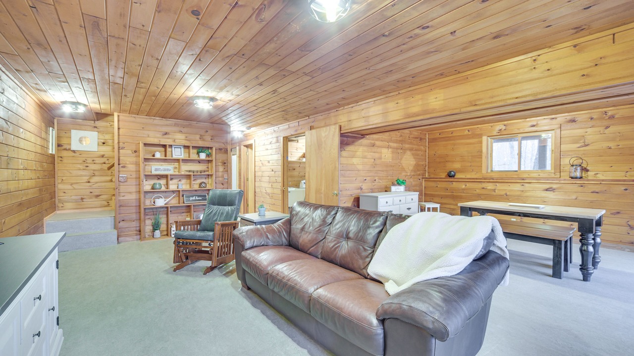 Photo of Livingroom in Hayward