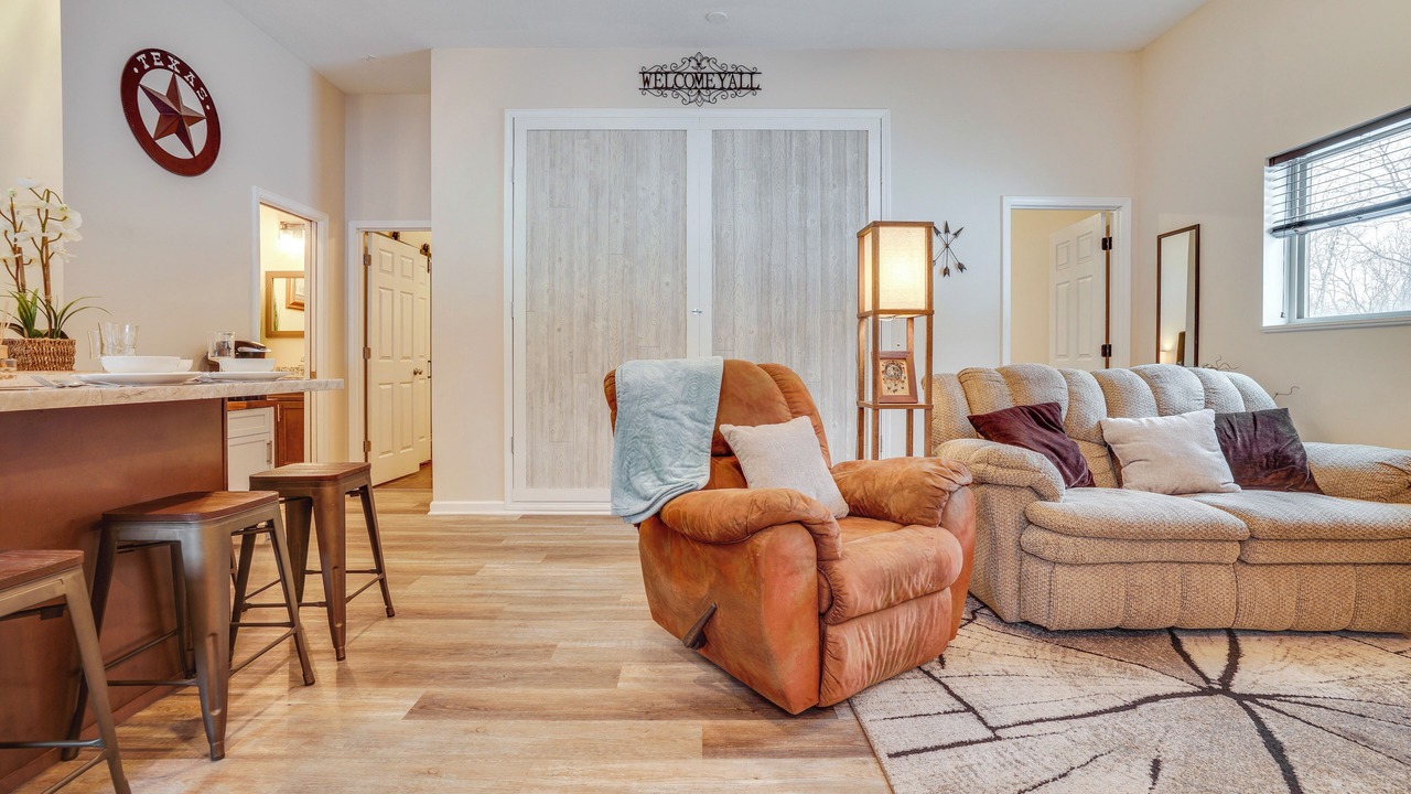 Photo of Livingroom in Ellsworth