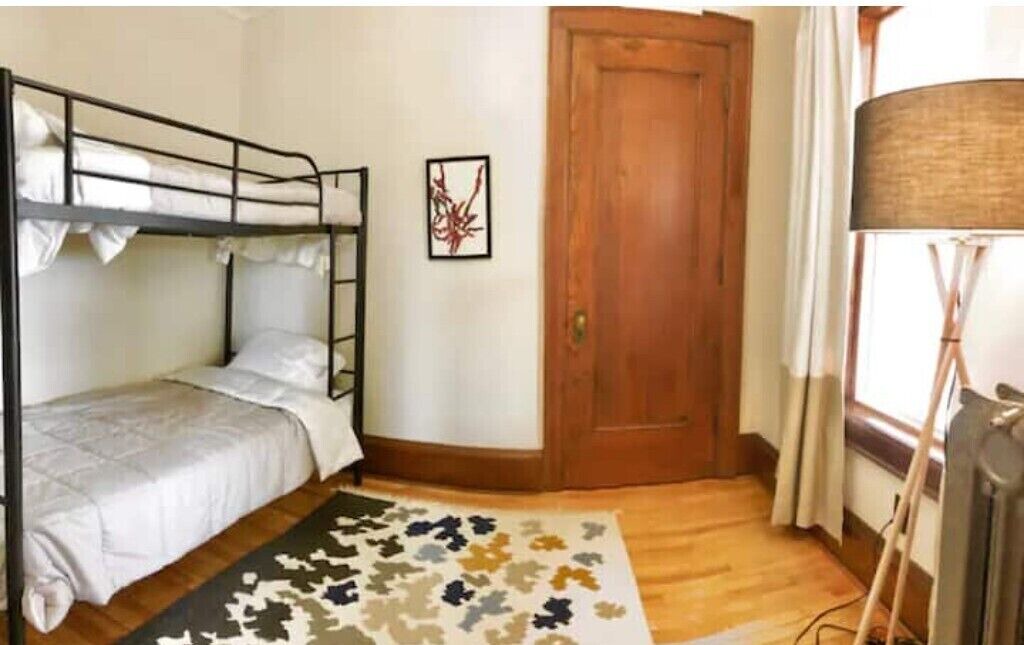 Photo of Bedroom in Lowry Hill East