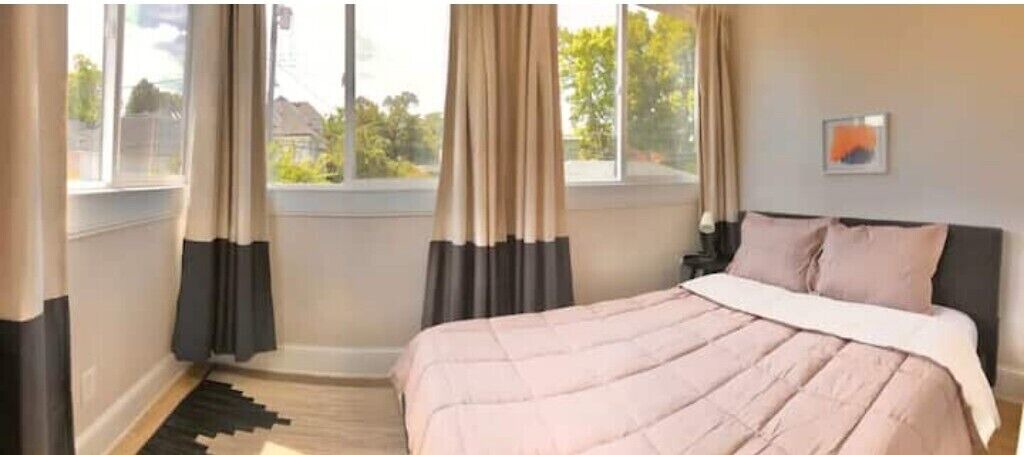 Photo of Bedroom in Lowry Hill East