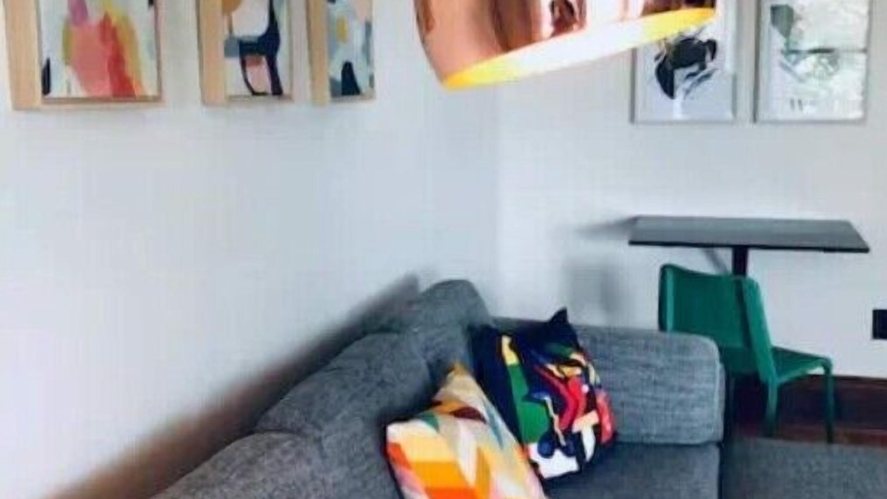 Photo of Livingroom in Lowry Hill East