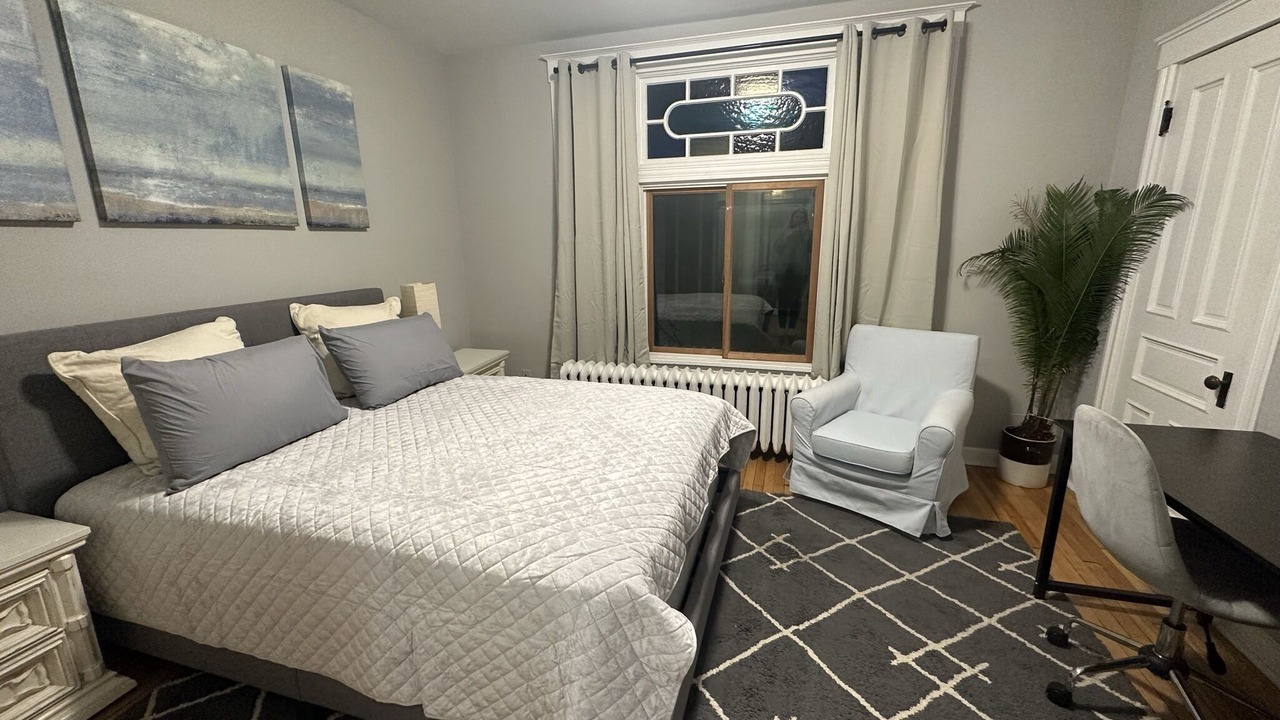 Photo of Bedroom in St. Anthony West