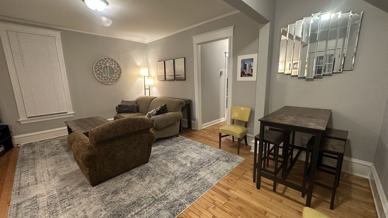 Photo of Livingroom in St. Anthony West