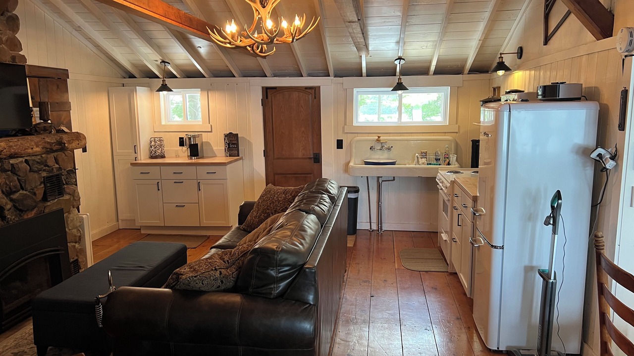 Photo of Livingroom in Chetek