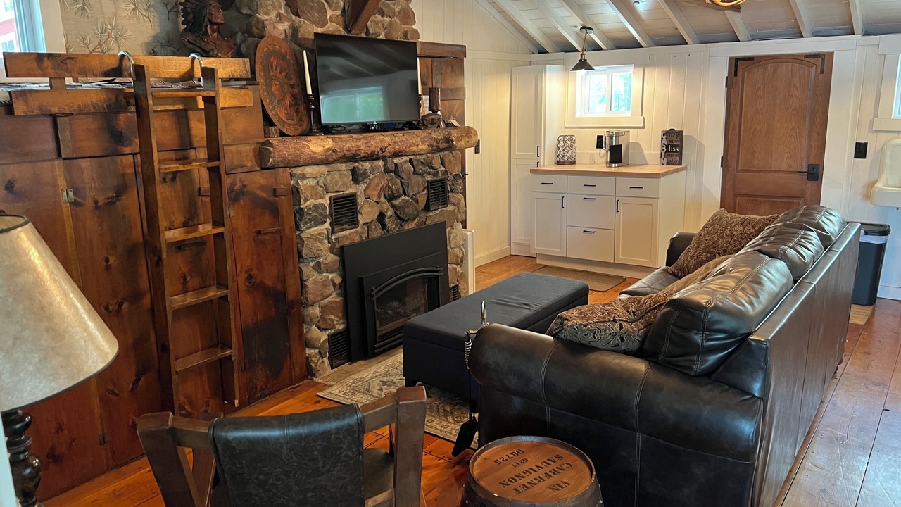 Photo of Livingroom in Chetek