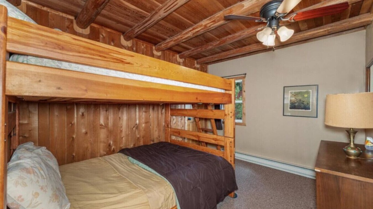 Photo of Bedroom in Eagle River