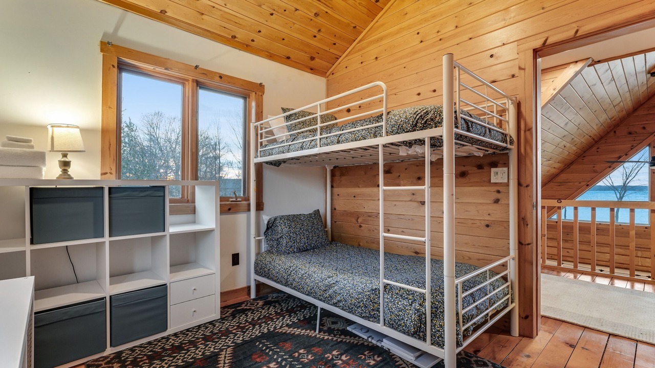 Photo of Bedroom in Isle La Motte