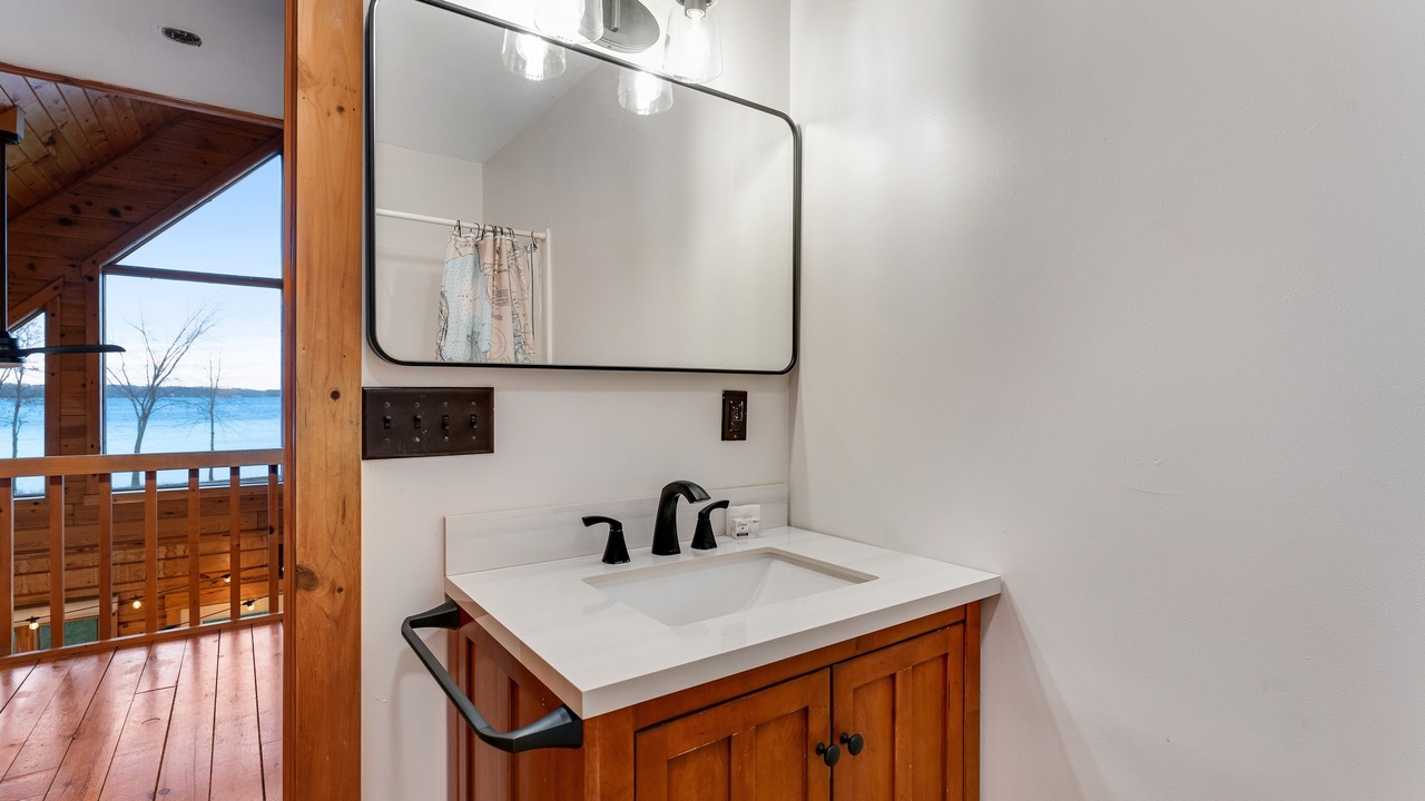 Photo of Bathroom in Isle La Motte