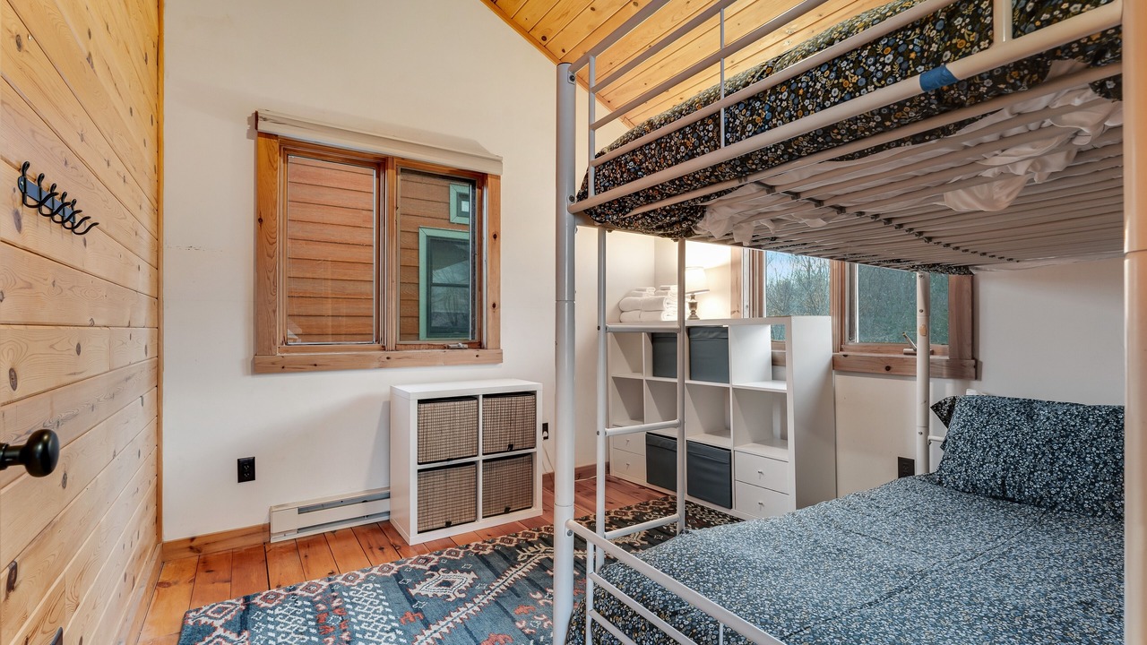 Photo of Bedroom in Isle La Motte