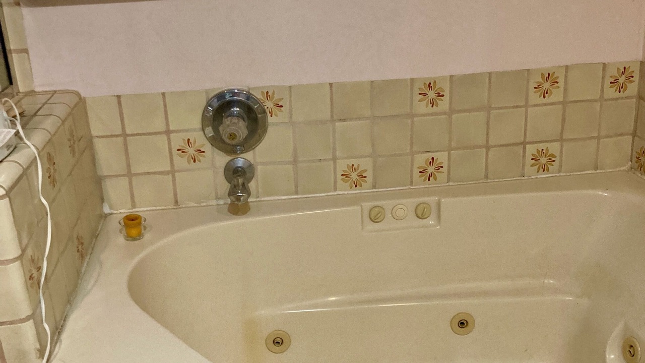 Photo of Bathroom in Canoncito