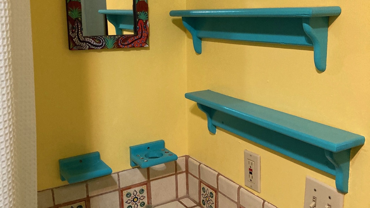 Photo of Bathroom in Canoncito