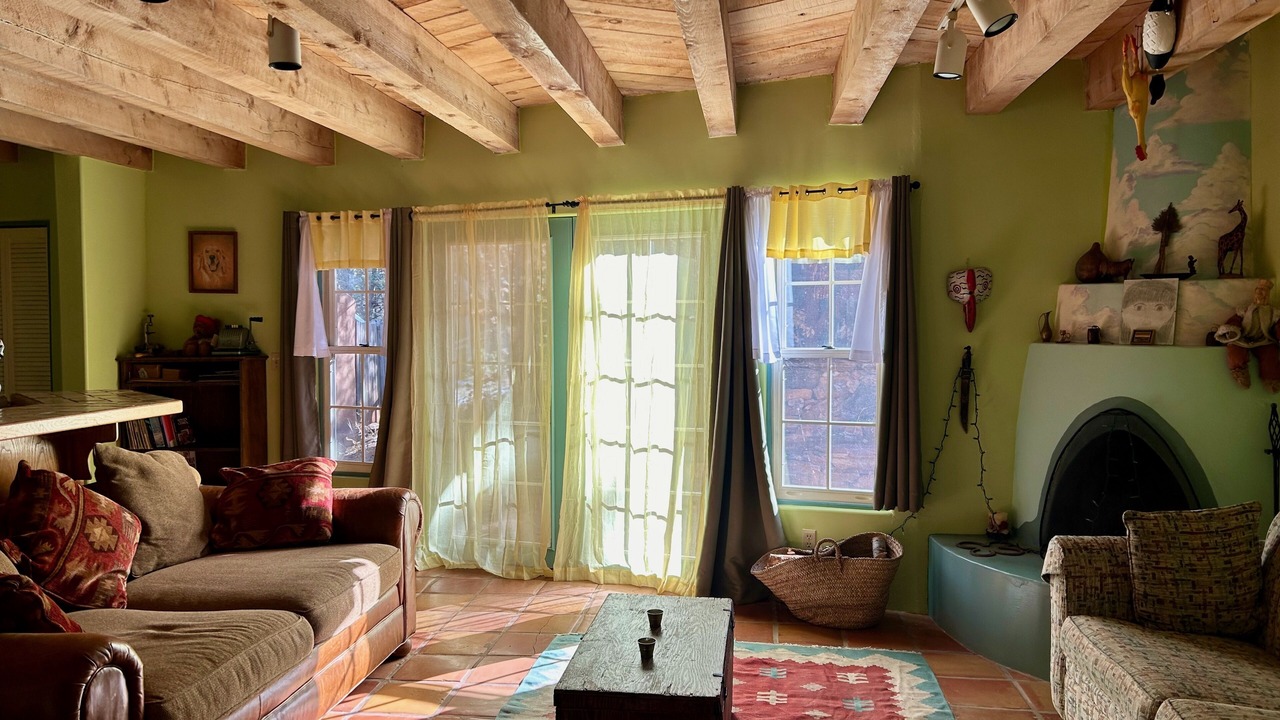 Photo of Bedroom in Canoncito