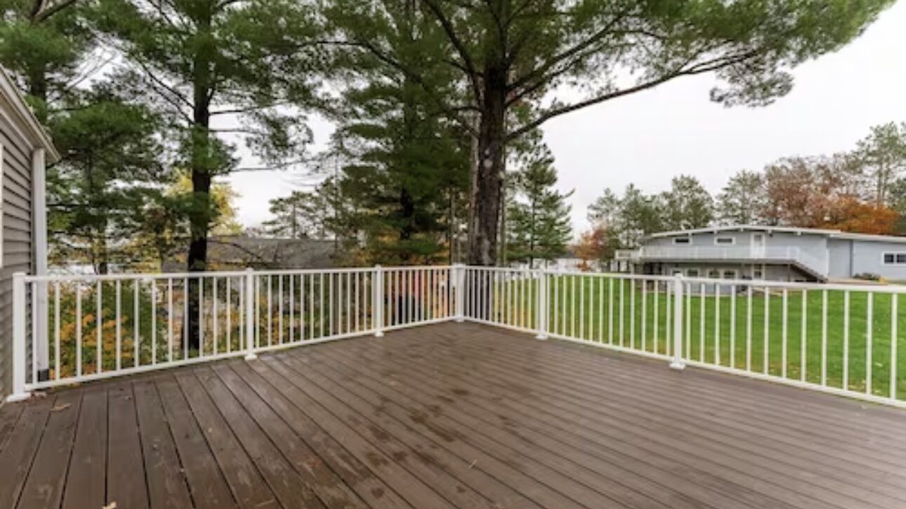 Photo of Patio Balcony in Lake Wissota
