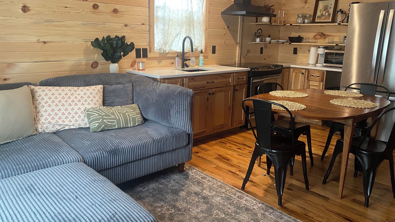 Photo of Livingroom in Amery
