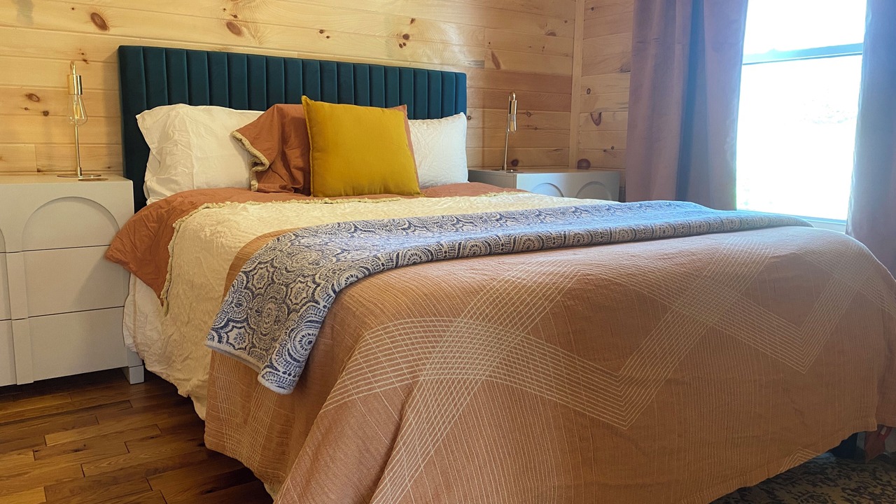Photo of Bedroom in Amery