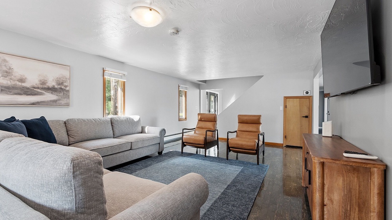 Photo of Livingroom in Winchendon