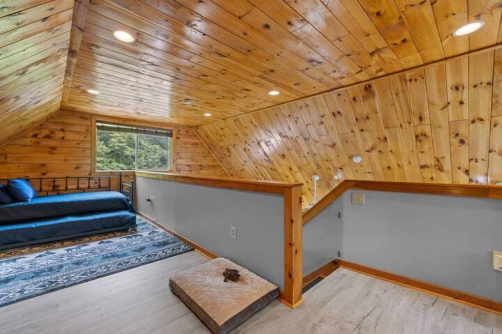 Photo of Bedroom in Alexandria