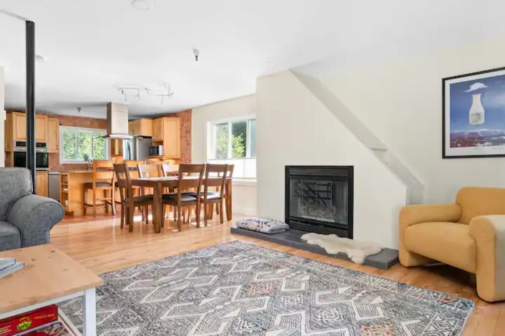 Photo of Livingroom in Bolton Valley