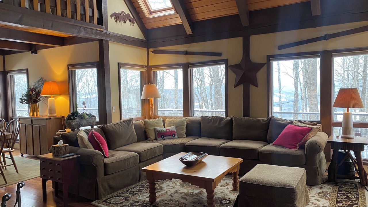 Photo of Livingroom in West Hartford