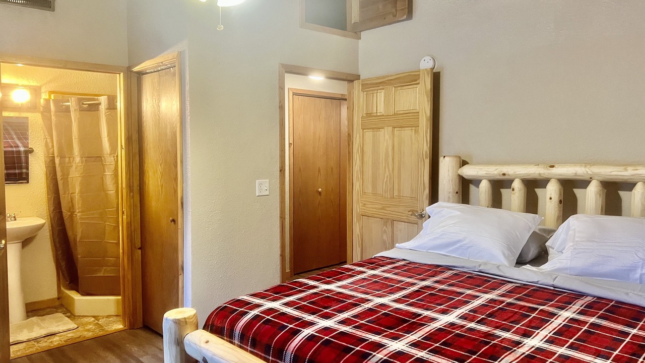 Photo of Bedroom in Eastman
