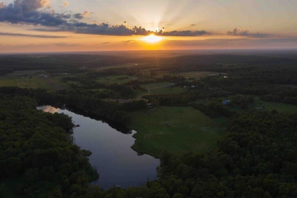 Photo of Outdoor in Clam Falls