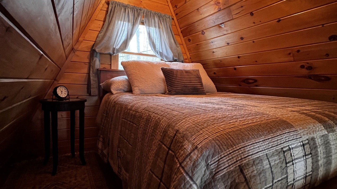 Photo of Bedroom in Hadley