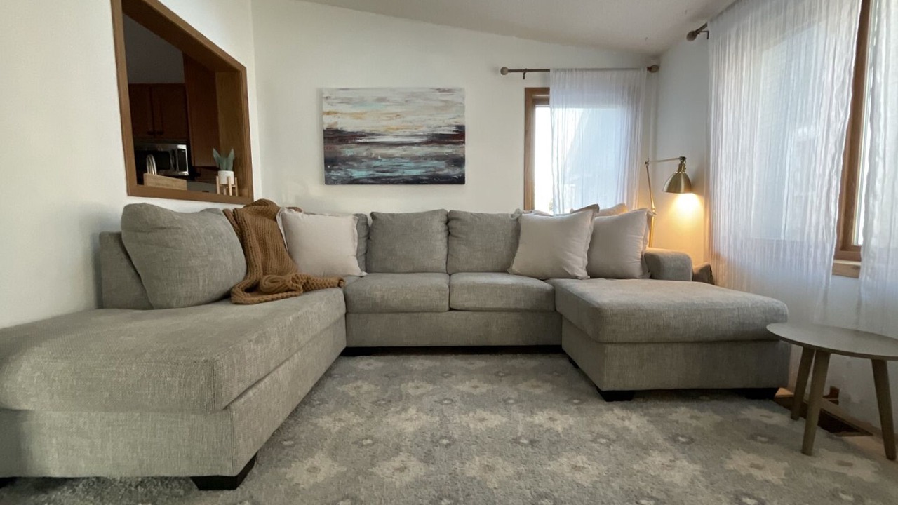 Photo of Livingroom in Merriam Park