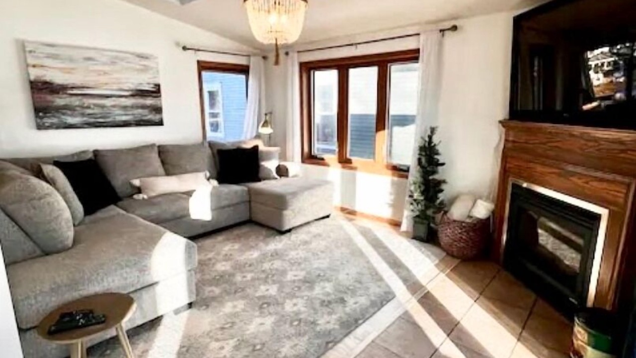Photo of Livingroom in Merriam Park
