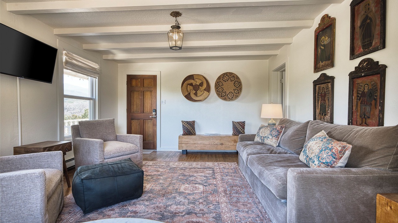 Photo of Livingroom in Tesuque