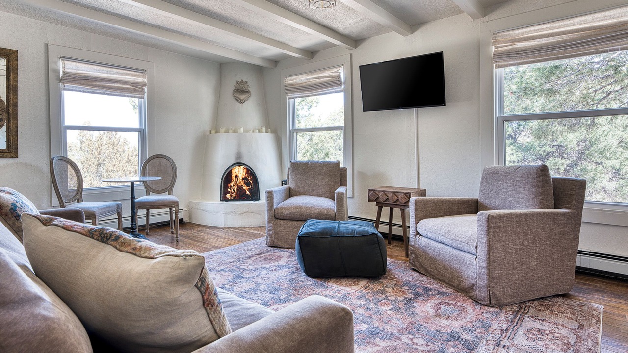 Photo of Livingroom in Tesuque