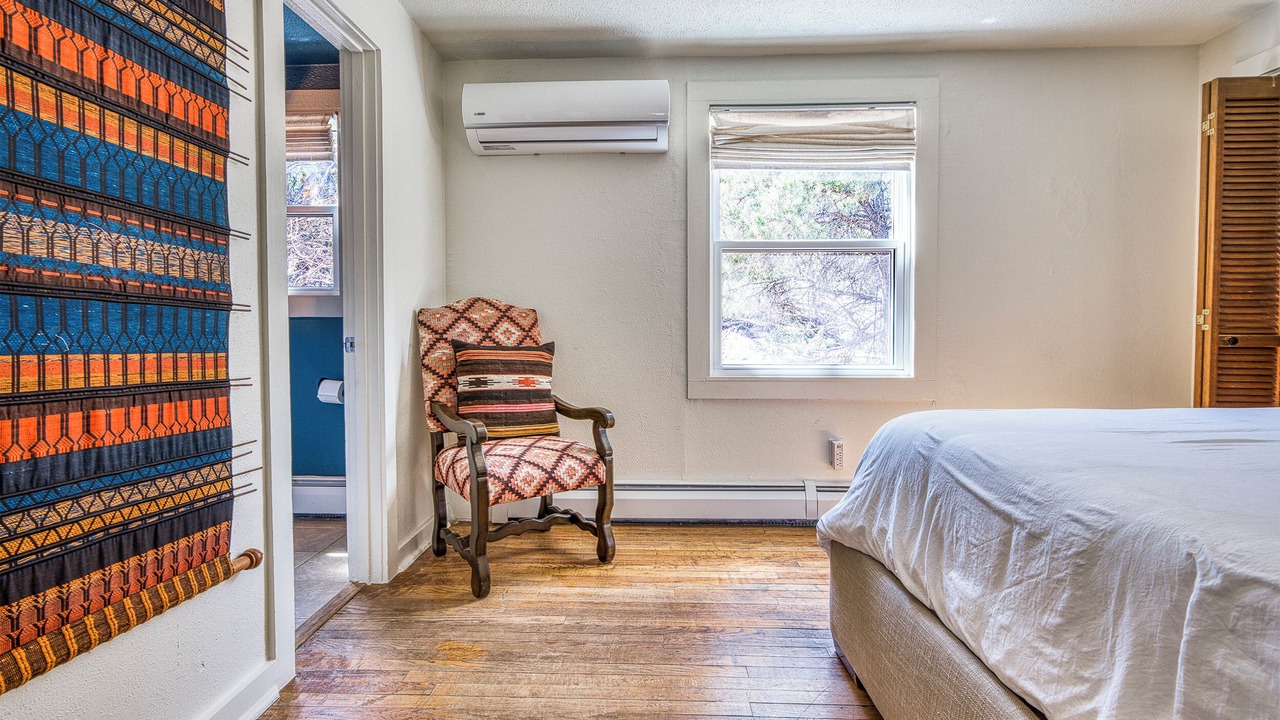 Photo of Bedroom in Tesuque