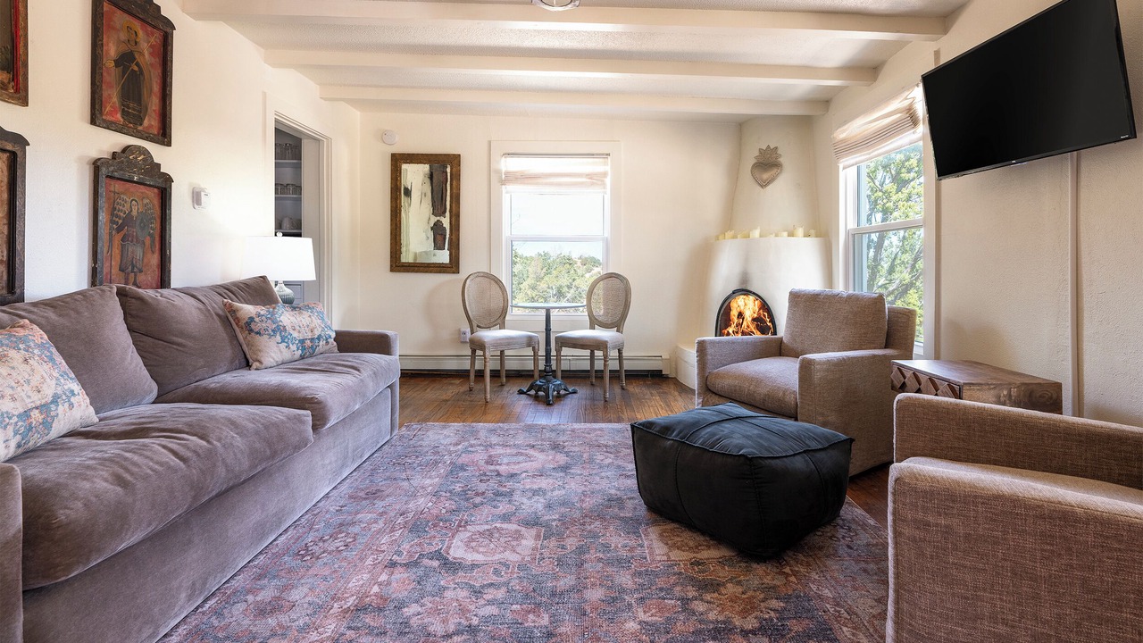Photo of Livingroom in Tesuque