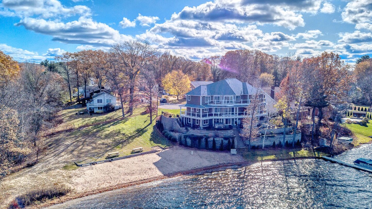 Photo of Outdoor in Melrose