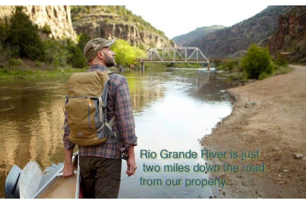 Photo of Others in Arroyo Hondo