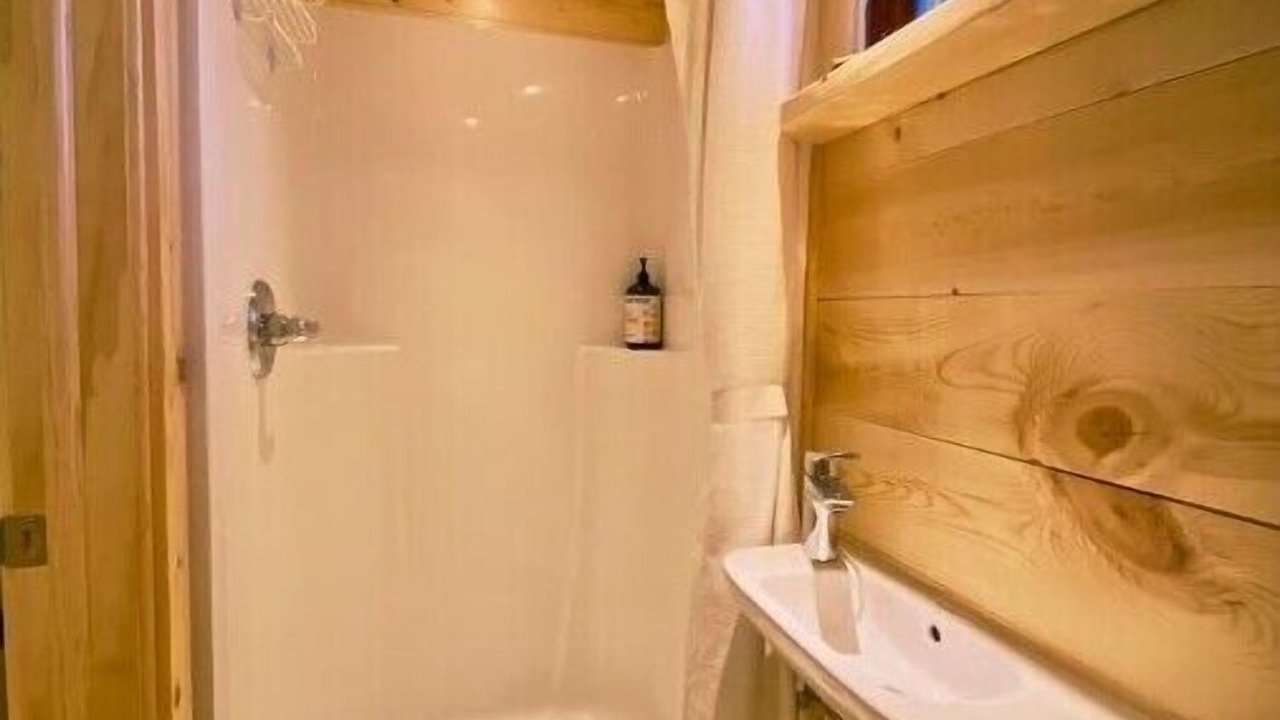 Photo of Bathroom in Arroyo Hondo