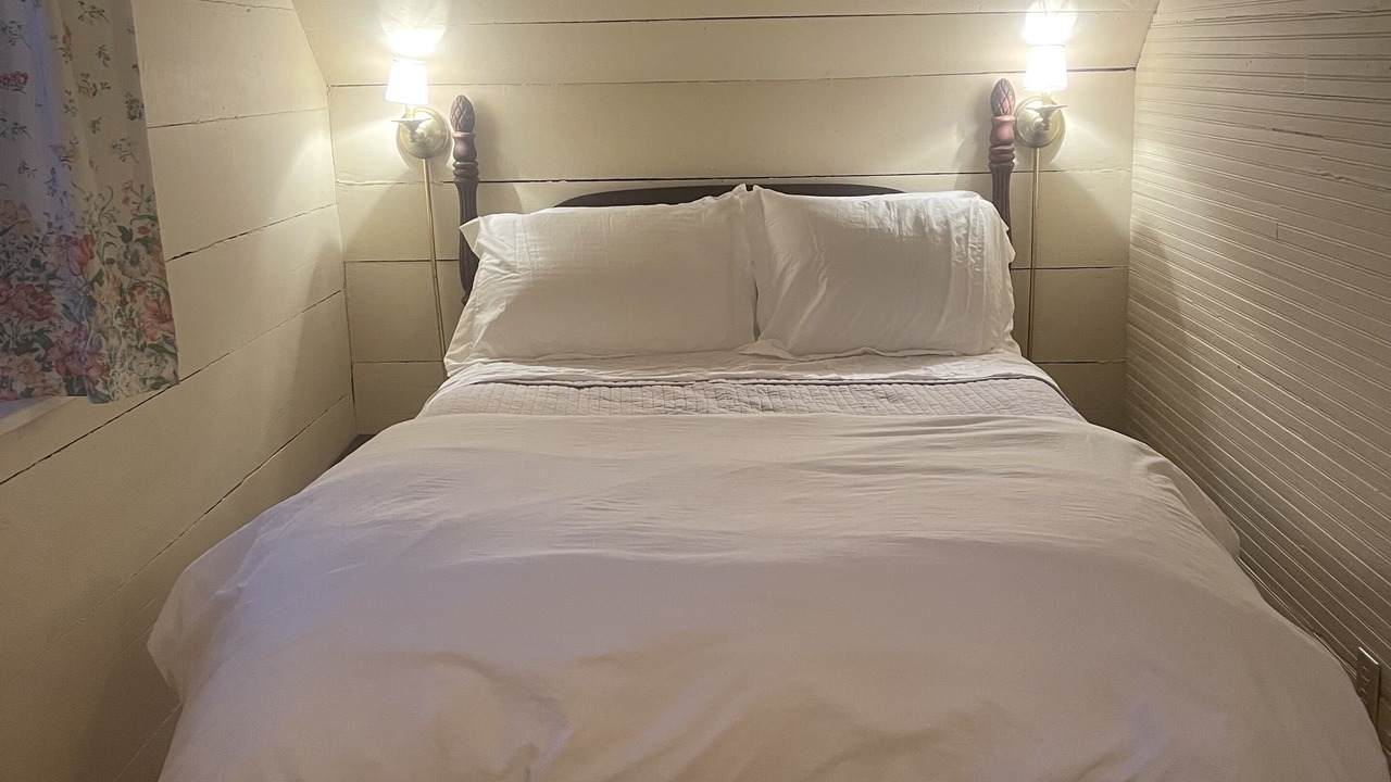 Photo of Bedroom in Rockingham