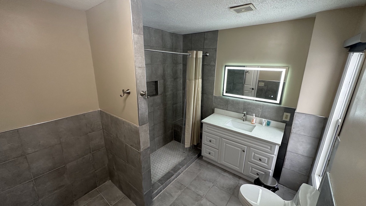 Photo of Bathroom in West Seventh