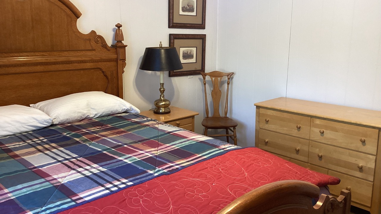 Photo of Bedroom in Herron