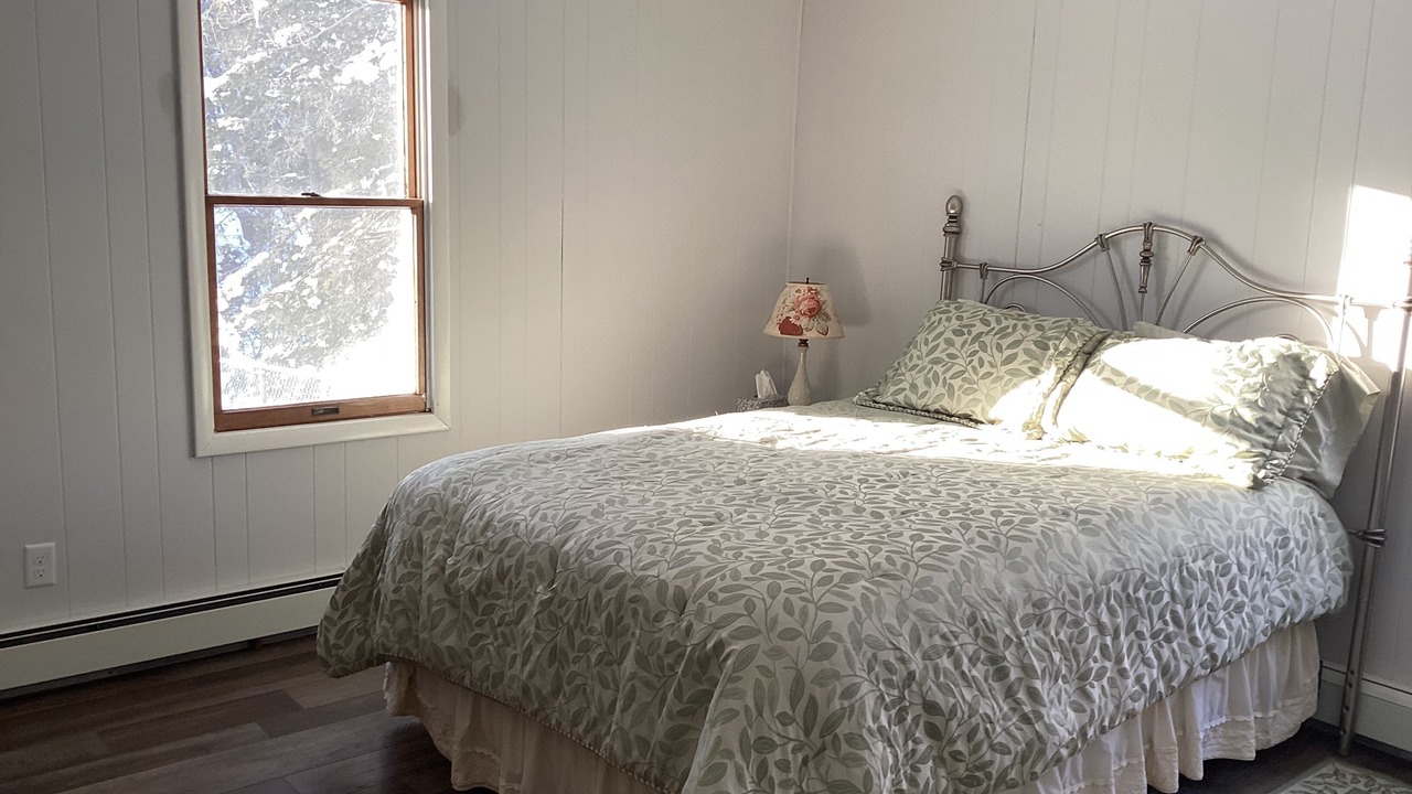 Photo of Bedroom in Herron
