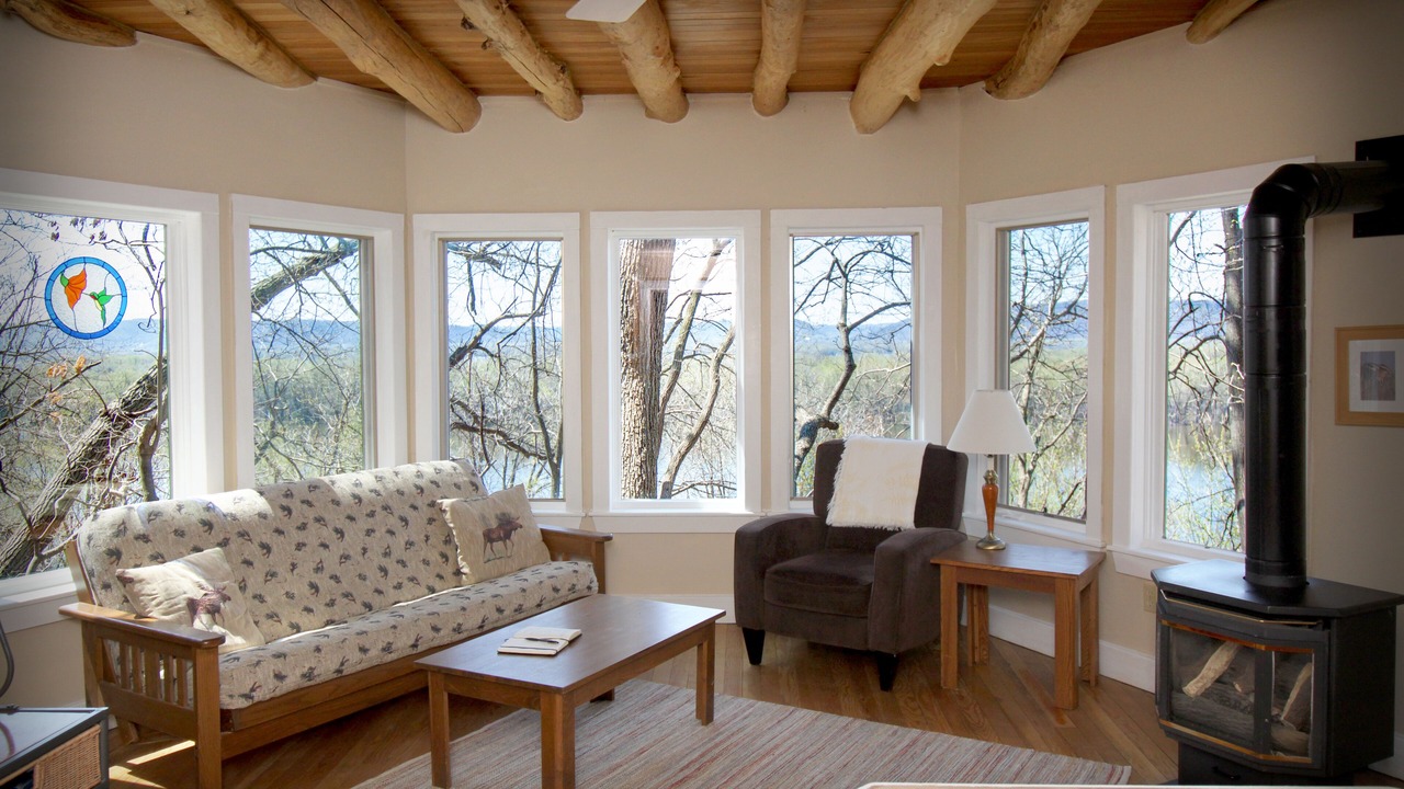 Photo of Livingroom in Fountain City