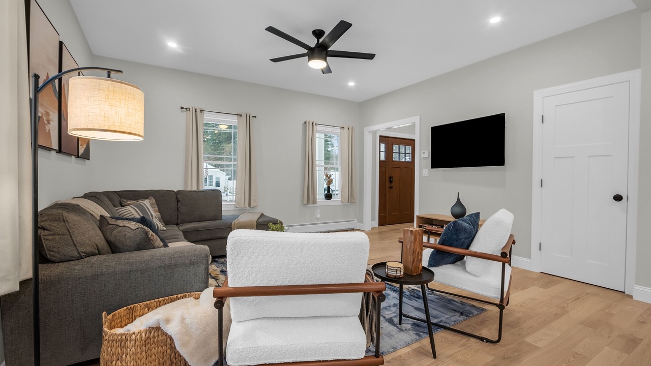 Photo of Livingroom in Athol
