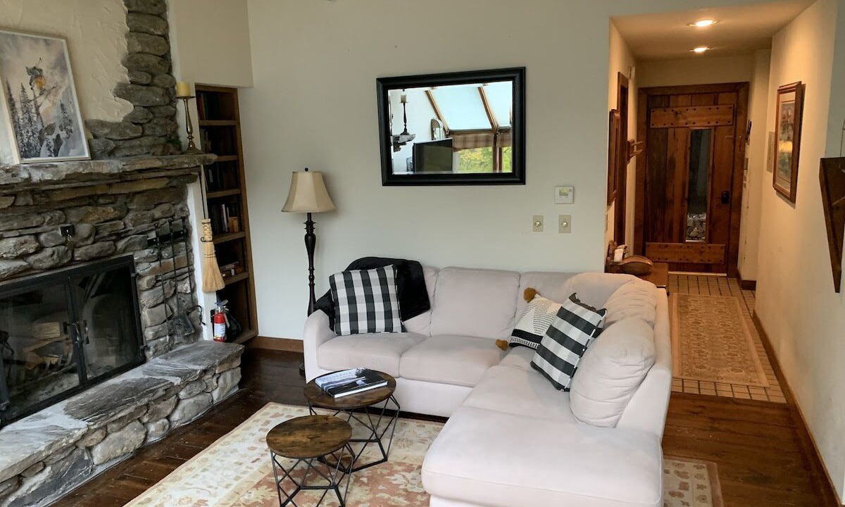 Photo of Livingroom in Plymouth