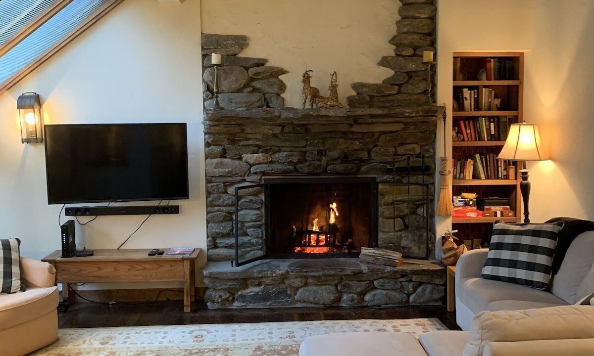 Photo of Livingroom in Plymouth