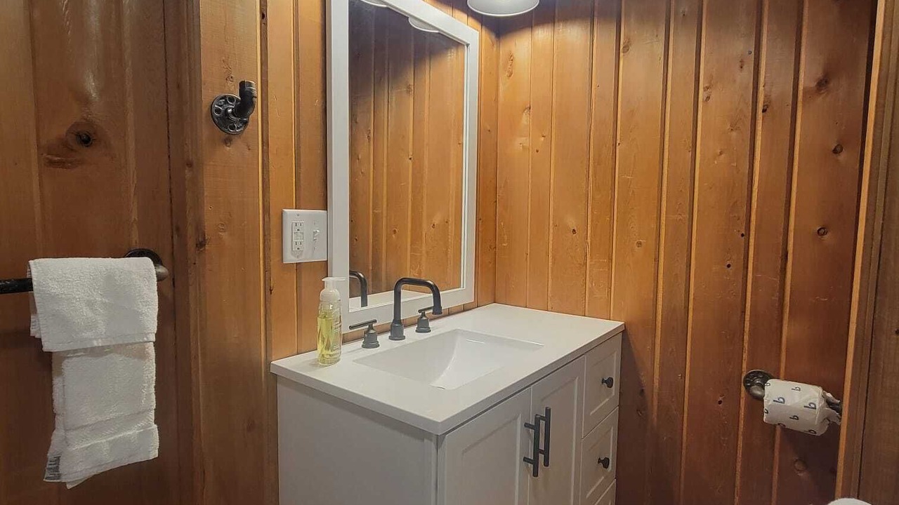 Photo of Bathroom in Au Train