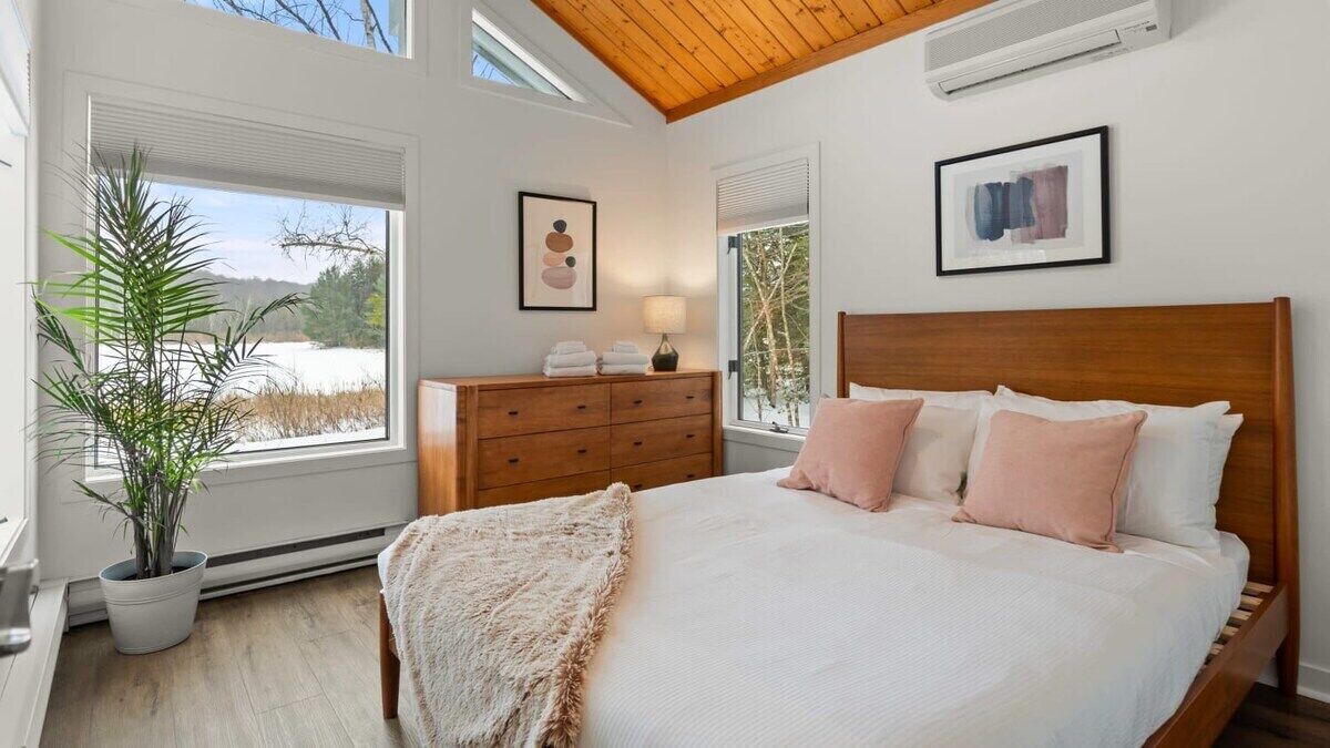 Photo of Bedroom in Becket