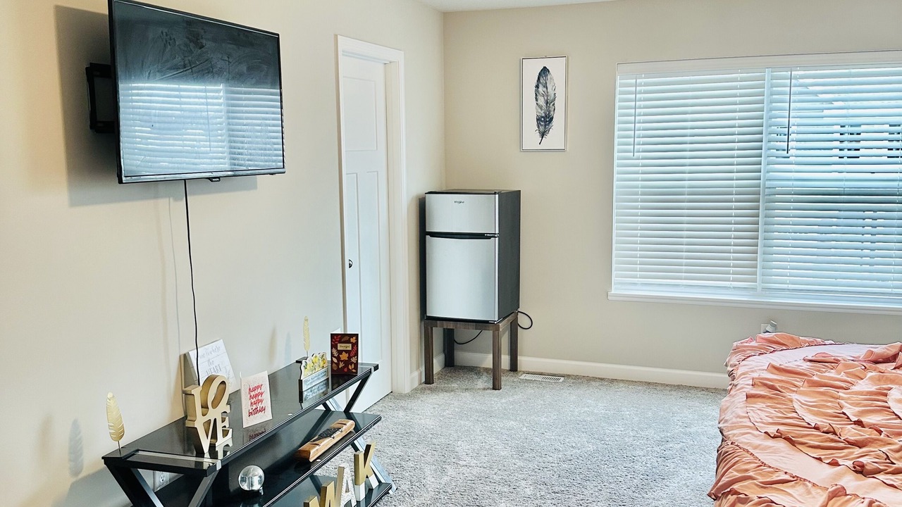 Photo of Bedroom in Maple Grove