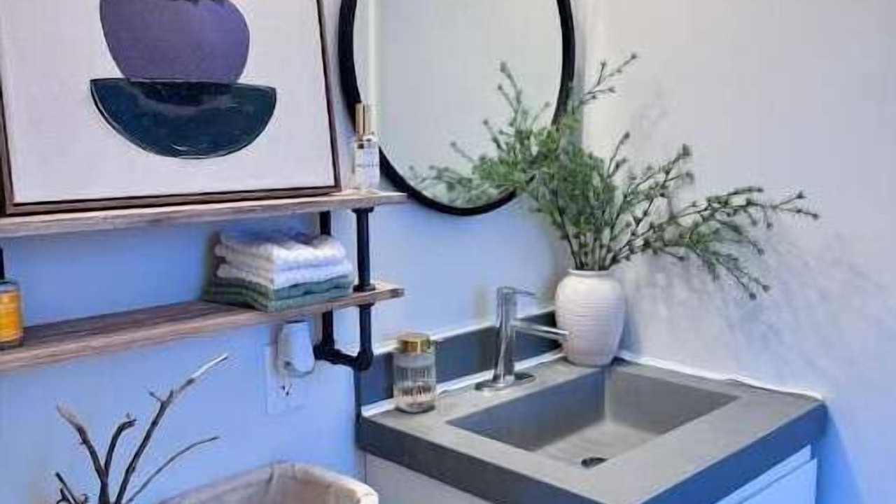 Photo of Bathroom in Midway