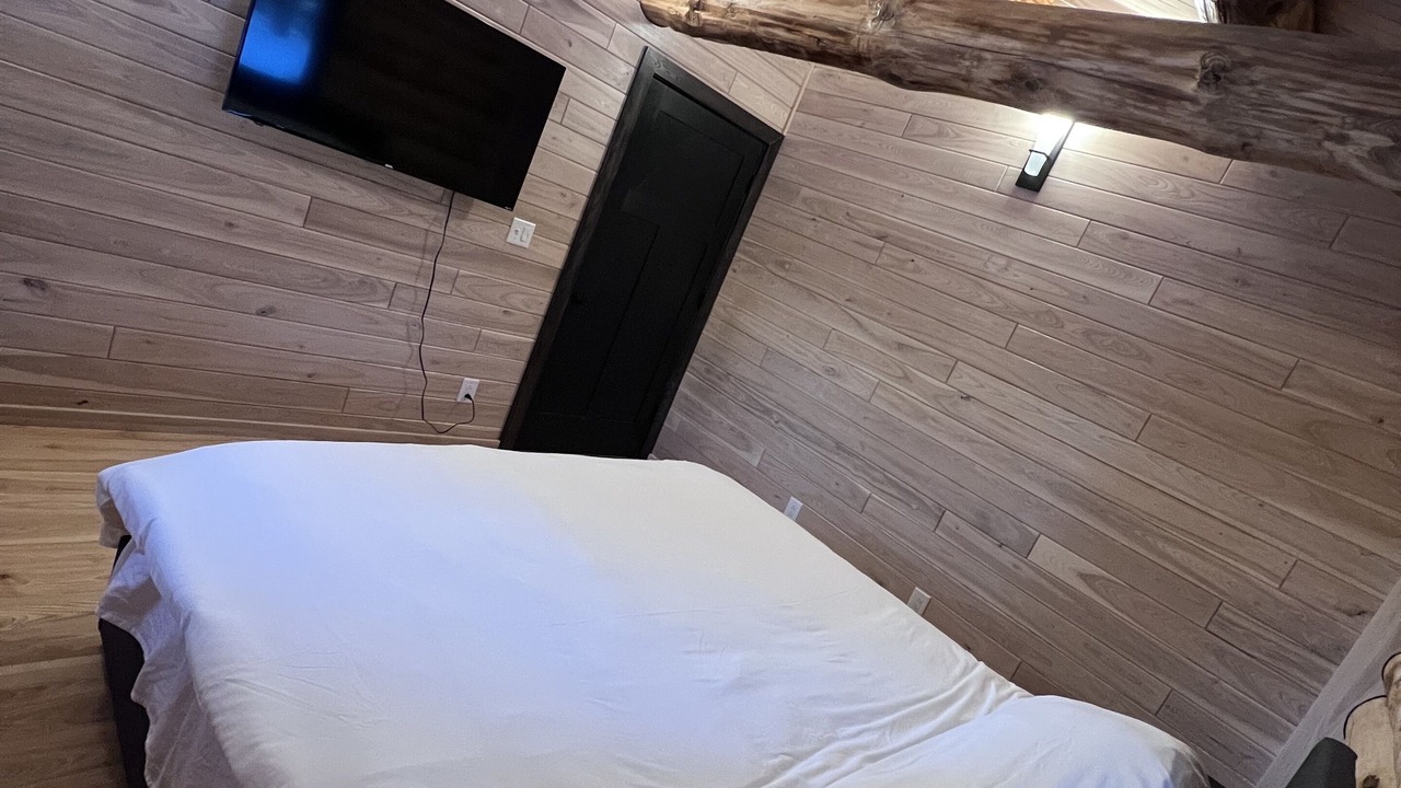 Photo of Bedroom in Winter